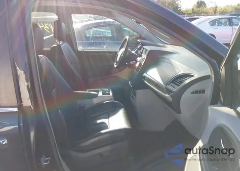 2014 Chrysler Town & Country Touring-L из США, поврежденный, VIN 2C4RC1CG2ER108324